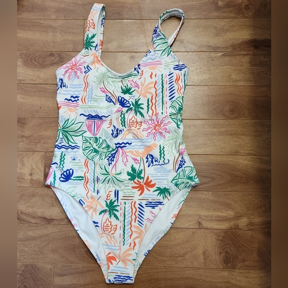 Old Navy Other - NWOT Old Navy Matte One-Piece Swimsuit – Size Small